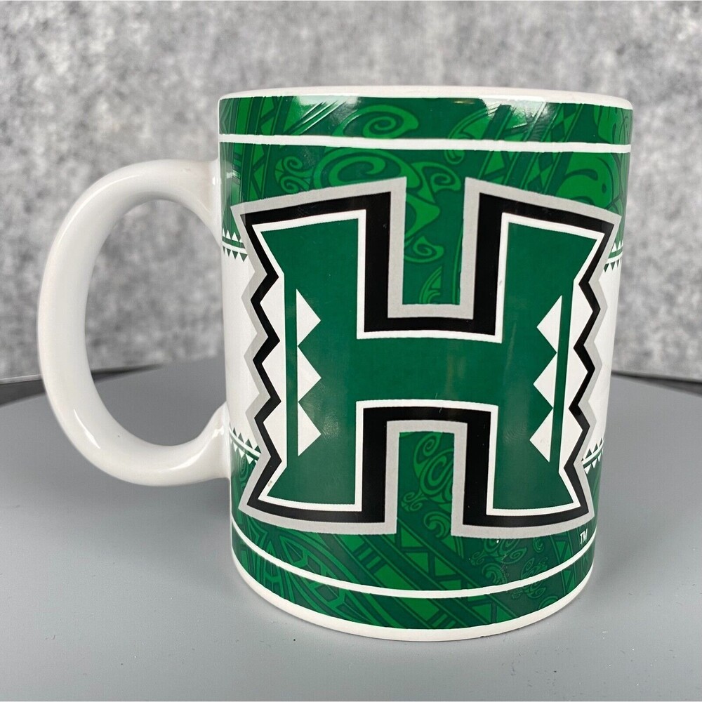University of Hawaii Rainbow Warriors Banner Coffee Tea Mug Green Batik Print